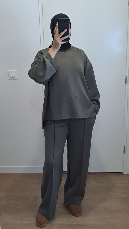 Ensemble jogging Kaki